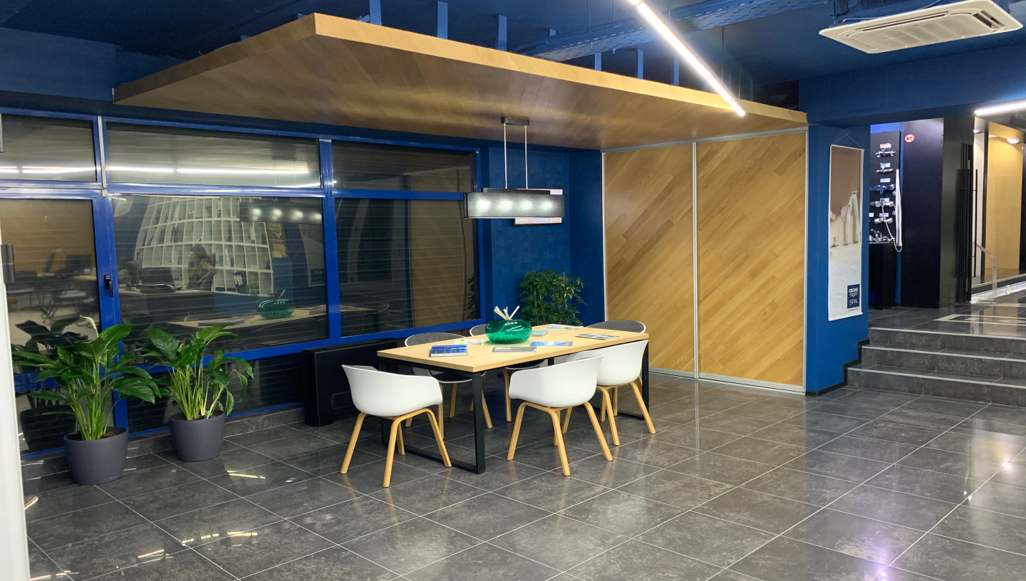 Сlădiri comerciale